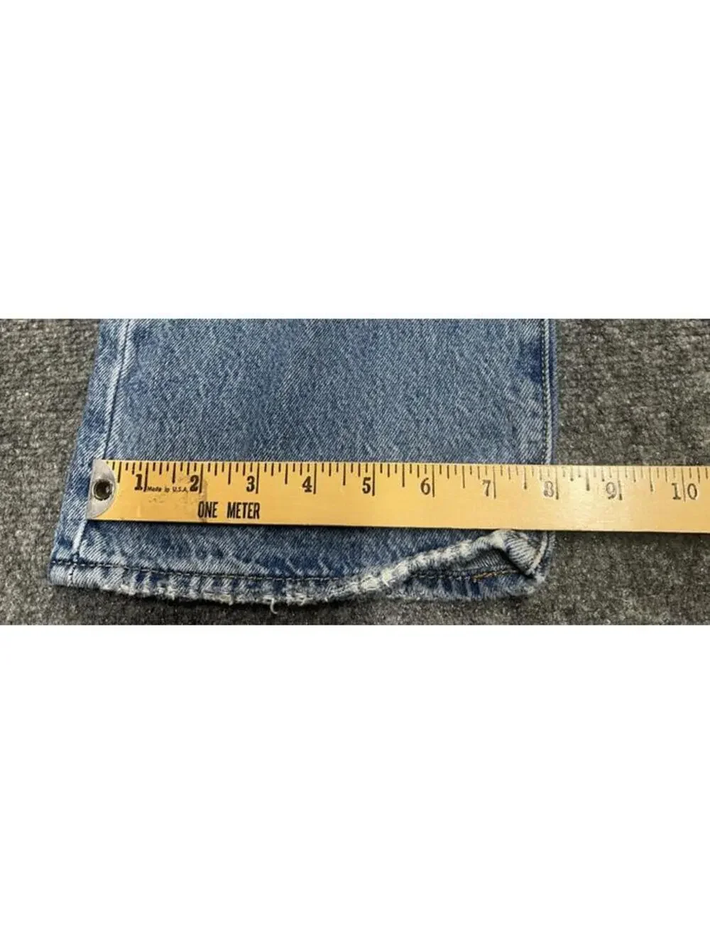Levis 501 Jeans Mens 36x32 Button Fly Distressed Faded Medium Wash Blue Denim